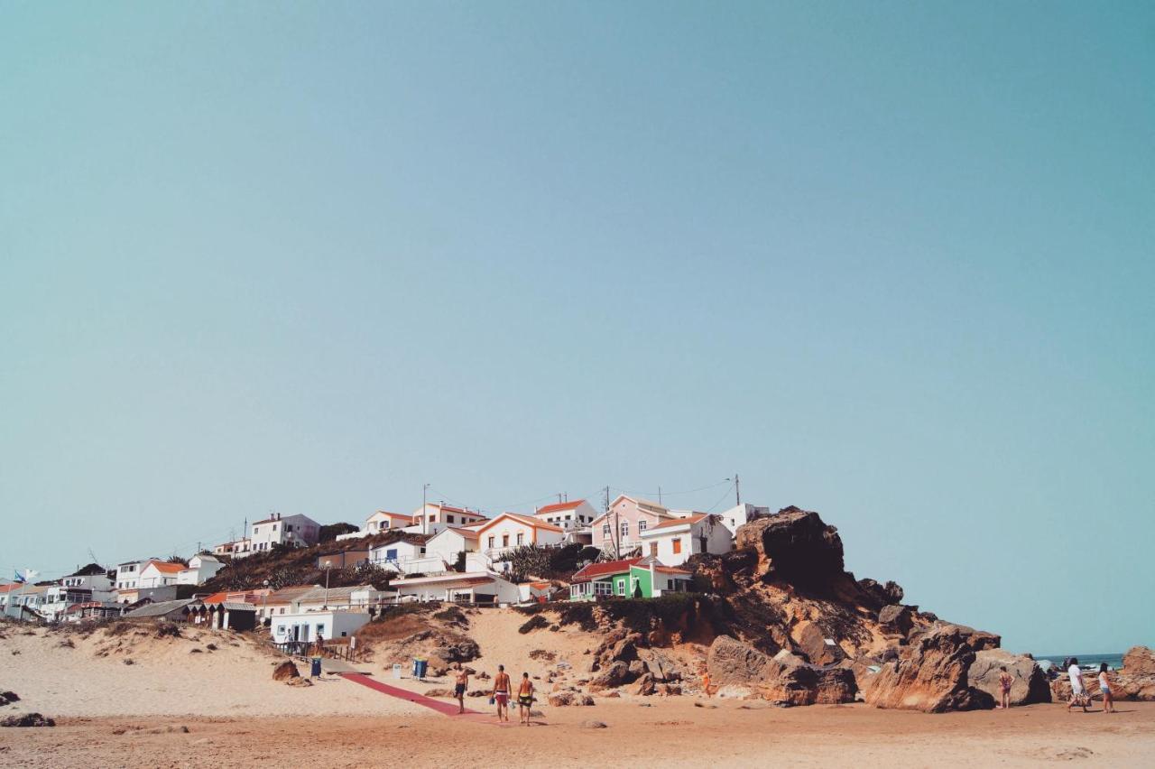 The Lighthouse Hostel Arrifana Aljezur Exterior foto